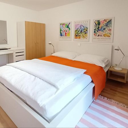 Apartments Kump ロヴィニ エクステリア 写真